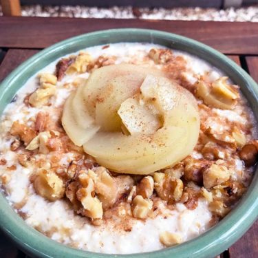 Apple, Cinnamon & Walnut Porridge | The Hub Cafe, Bathurst